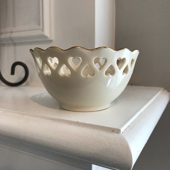 Vintage Cream/gold Heart Collection Trinket/candy Bowl by Lenox 4”x2.5” EUC RARE - Picture 6 of 7